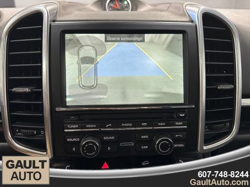Used 2014 Porsche Cayenne S AWD/4WD image 10