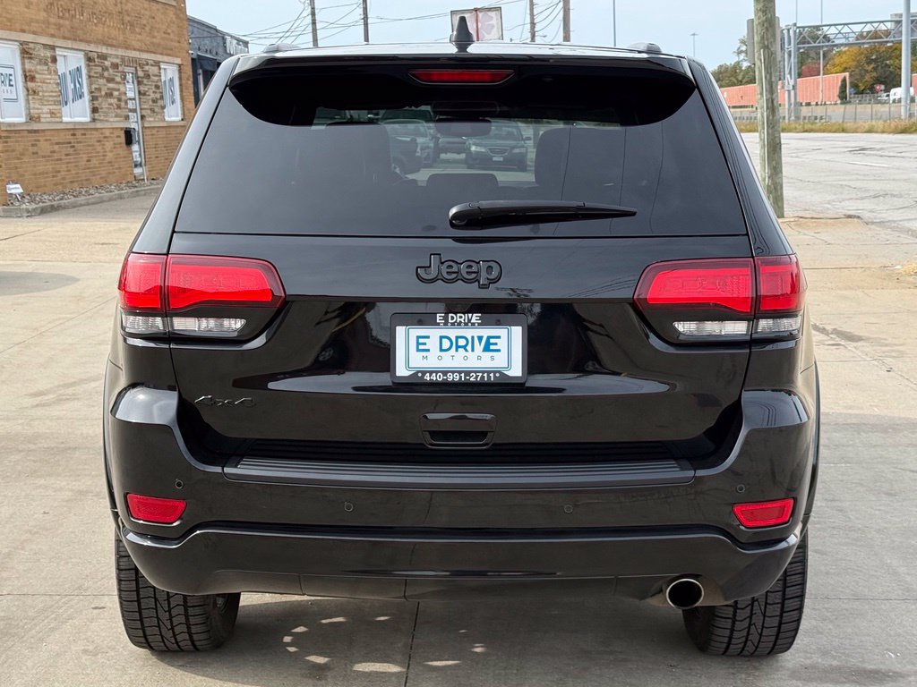 Used 2020 Jeep Grand Cherokee Altitude AWD/4WD image 8