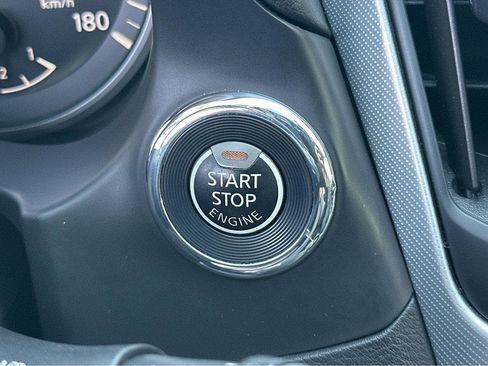 Used 2020 INFINITI Q50 Luxe image 24