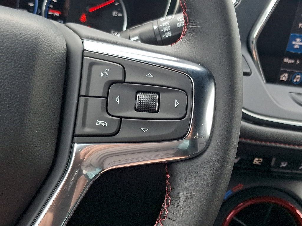 Used 2022 Chevrolet Blazer RS w/ Enhanced Convenience Package AWD/4WD image 22