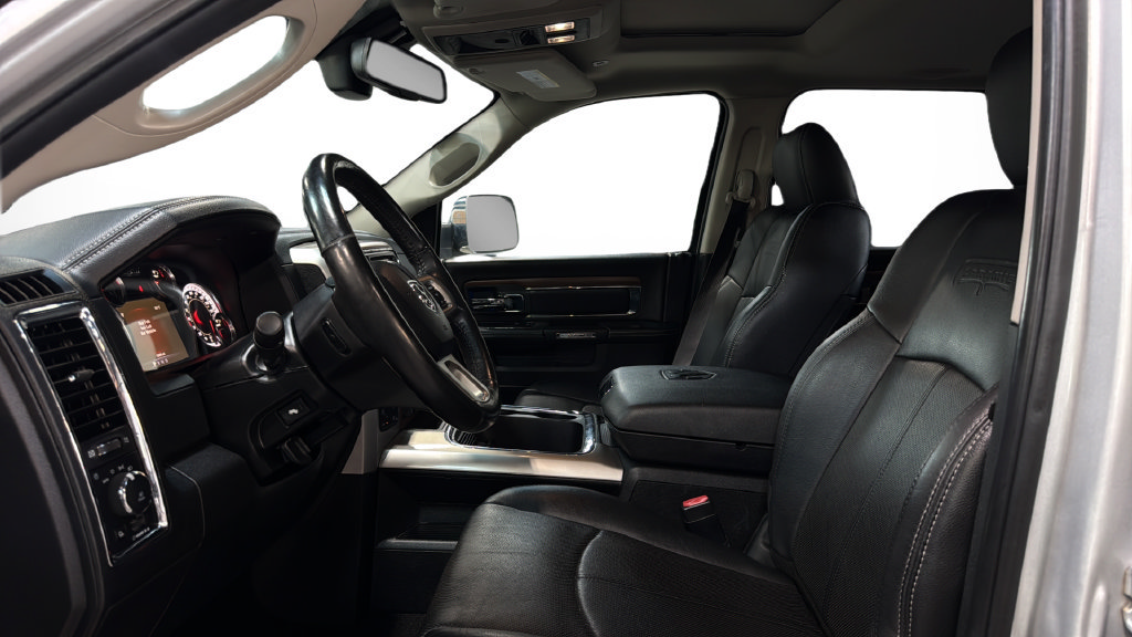 Used 2017 RAM 1500 Laramie AWD/4WD image 20