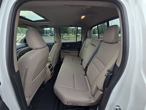 Used 2022 Honda Ridgeline RTL-E image 11