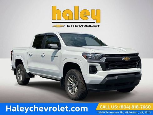 Used 2023 Chevrolet Colorado LT w/ LT Convenience Package II AWD/4WD image 1