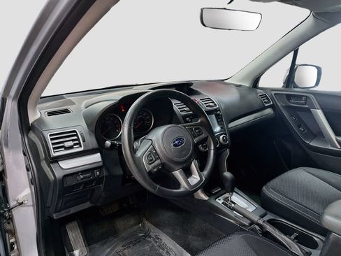 Used 2018 Subaru Forester 2.5i Premium w/ All-Weather Package AWD/4WD image 9