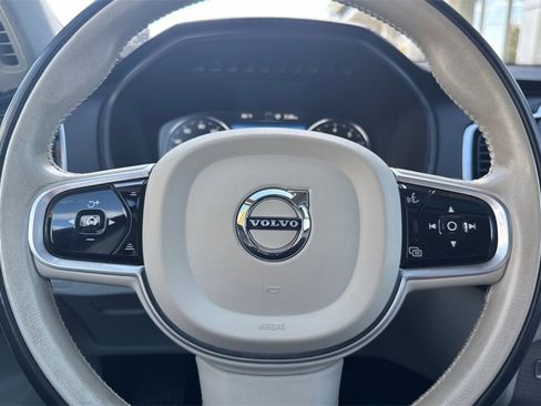 Used 2021 Volvo XC90 T6 Inscription image 26