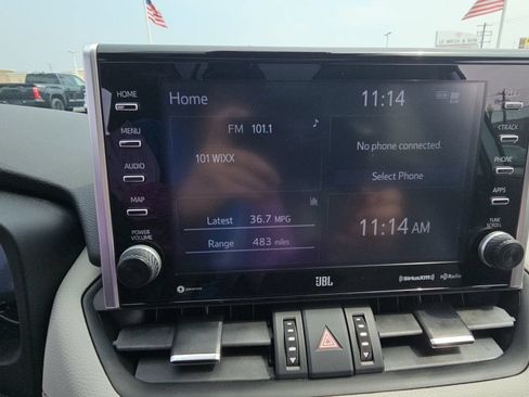 Used 2022 Toyota RAV4 Limited AWD/4WD image 16