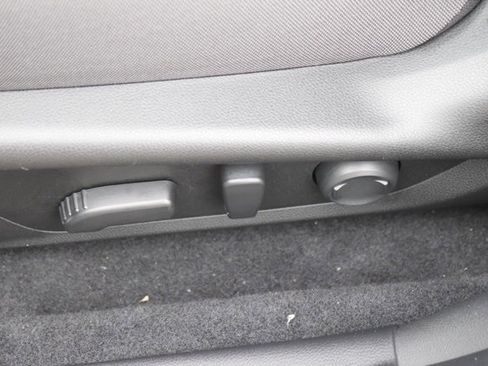 Certified 2024 Subaru Crosstrek 2.0i Premium image 14