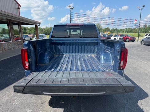 Used 2024 GMC Sierra 1500 SLT w/ SLT Convenience Package AWD/4WD image 7