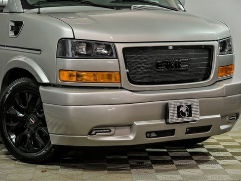 New 2026 GMC Savana 2500 Work Van w/ Driver Convenience Package image 2