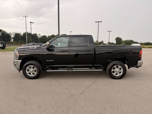 Used 2026 RAM 2500 Big Horn AWD/4WD image 6