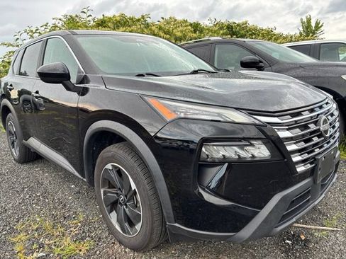 Certified 2024 Nissan Rogue SV AWD/4WD image 3