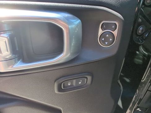 Certified 2022 Jeep Wrangler Unlimited Sport AWD/4WD image 12