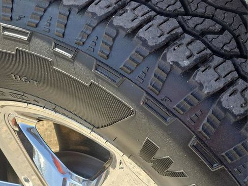 Used 2025 Ford F150 XLT w/ Equipment Group 301A Standard image 9