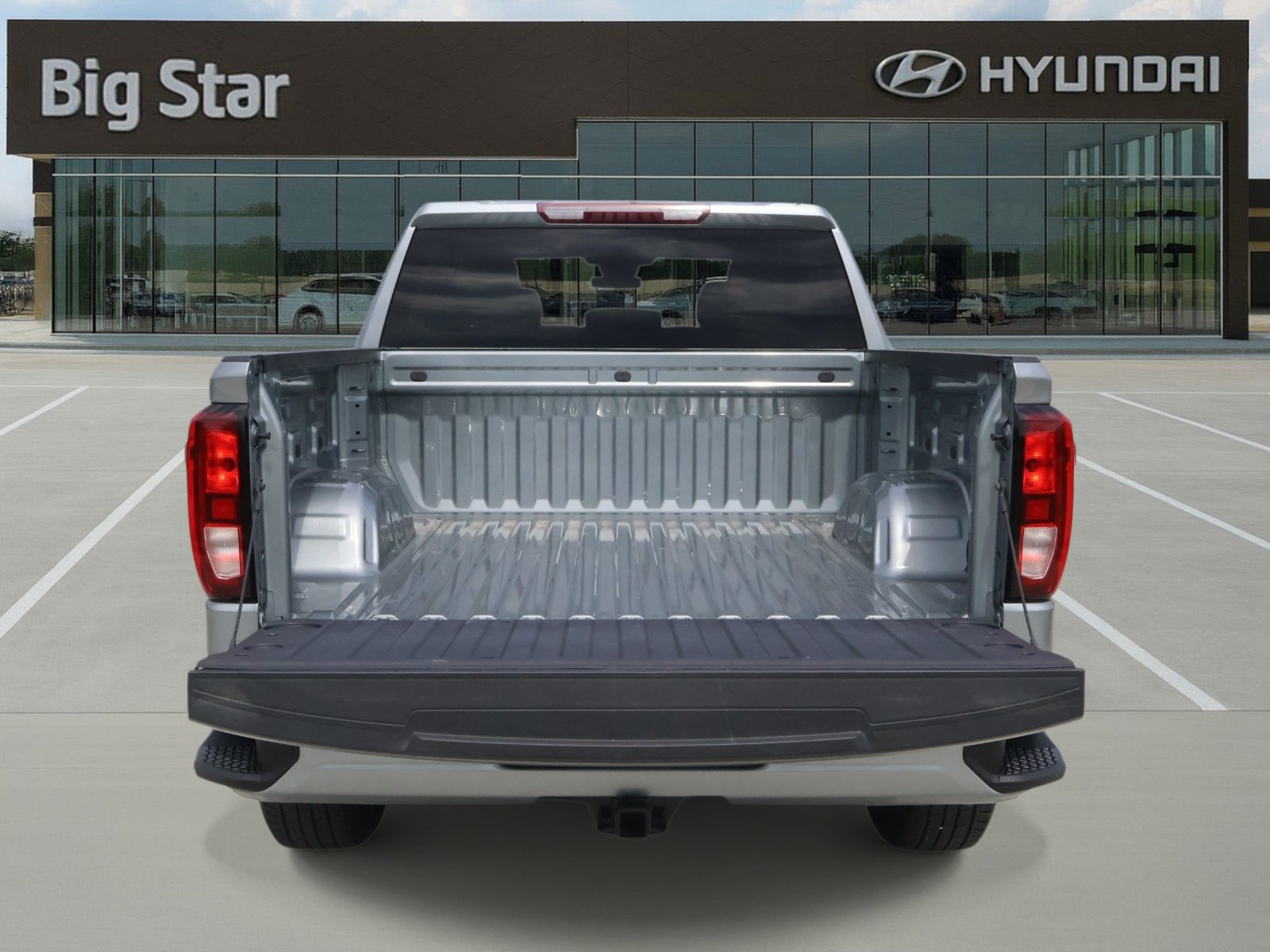 Used 2026 GMC Sierra 1500 Elevation RWD image 8