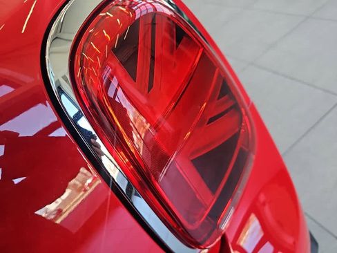 Used 2023 MINI Cooper 4-Door Hardtop FWD image 10