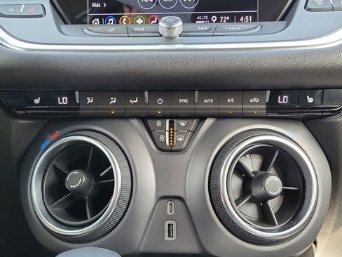 Used 2021 Chevrolet Blazer LT image 25