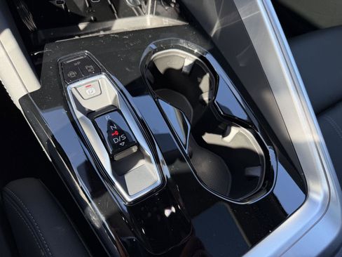 New 2025 Audi Q5 Prestige image 18