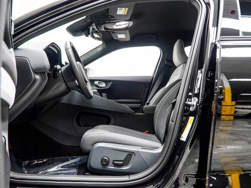 Used 2024 Polestar Polestar 2 AWD/4WD image 36