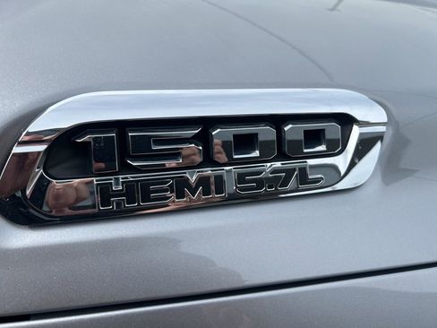Used 2020 RAM 1500 Big Horn AWD/4WD image 39