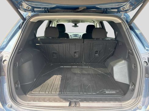 Used 2024 Chevrolet Equinox LT w/ LPO, Floor Liner Package FWD image 33