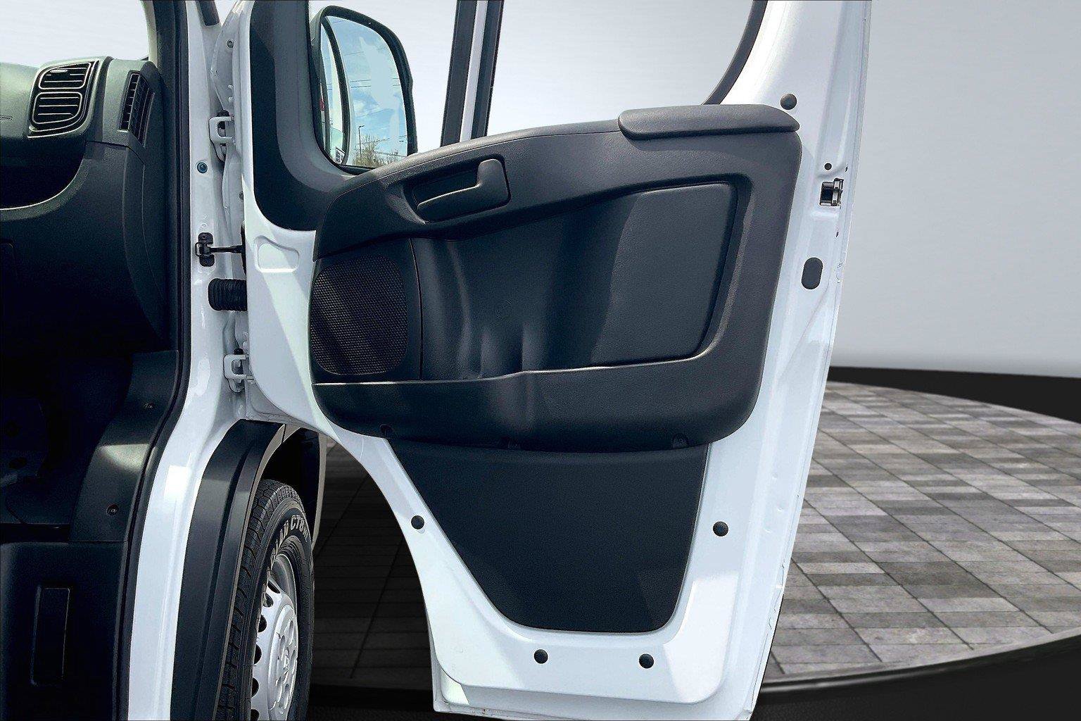 Used 2024 RAM ProMaster 2500 FWD image 24