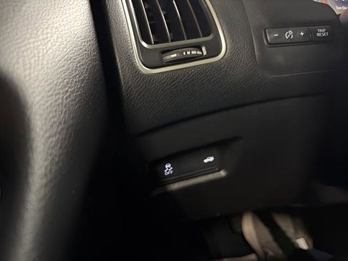 Used 2019 INFINITI Q50 Luxe w/ Essential Package (3.0T Luxe) image 24