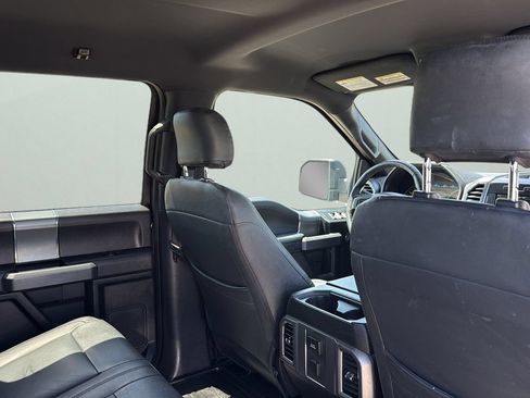 Used 2015 Ford F150 XLT w/ Equipment Group 302A Luxury AWD/4WD image 24