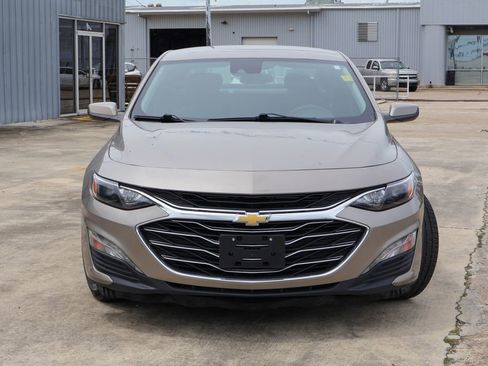 Used 2023 Chevrolet Malibu LT FWD image 23