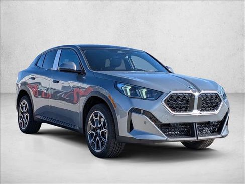 New 2026 BMW X2 xDrive28i w/ Technology Package image 7