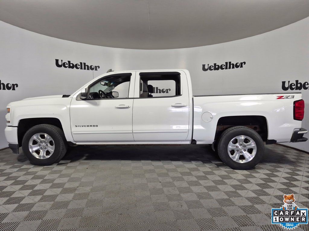 Used 2018 Chevrolet Silverado 1500 LT w/ All Star Edition AWD/4WD image 4