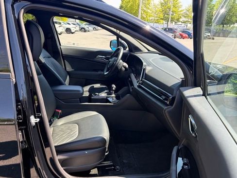 Used 2025 Kia Sportage X-Pro AWD/4WD image 27