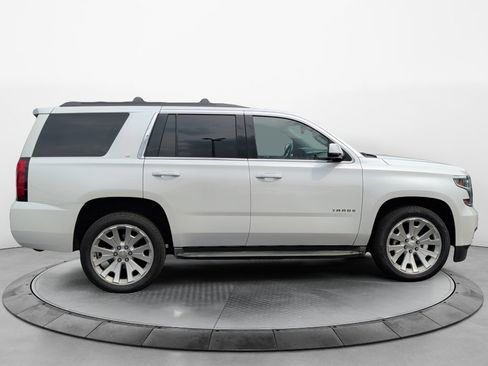 Used 2016 Chevrolet Tahoe LT AWD/4WD image 8