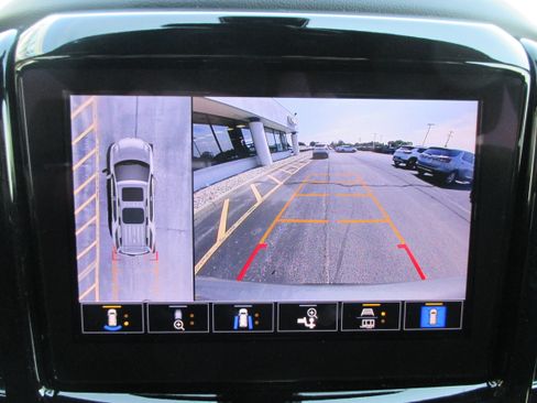 Used 2023 Chevrolet Traverse RS w/ LPO, Floor Liner Package AWD/4WD image 22