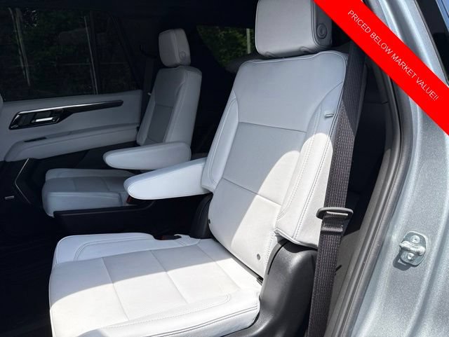 Used 2025 Chevrolet Tahoe Premier AWD/4WD image 24
