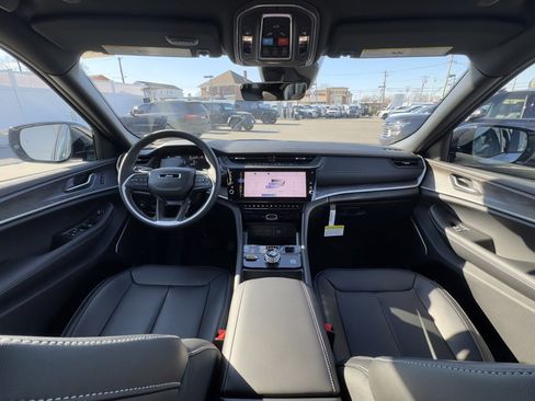 New 2026 Jeep Grand Cherokee Limited w/ Limited Altitude Package image 26