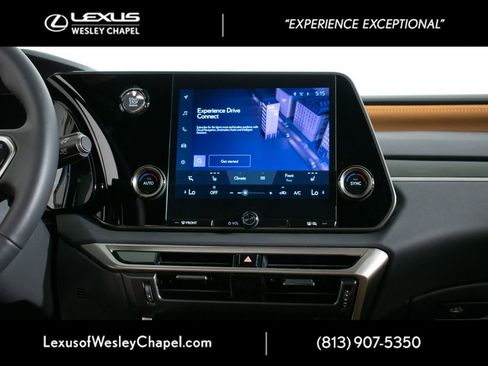 Used 2025 Lexus RX 350 FWD w/ Technology Package image 29