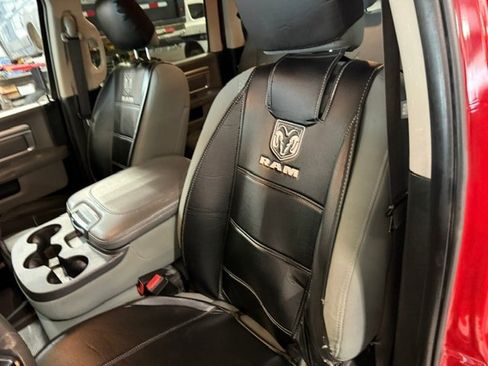 Used 2019 RAM 1500 Classic SLT AWD/4WD image 45