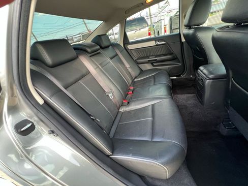 Used 2007 INFINITI M45 Sport w/ Technology Pkg RWD image 34