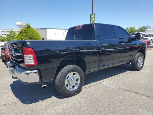 Certified 2024 RAM 3500 Tradesman w/ Chrome Appearance Group AWD/4WD image 8