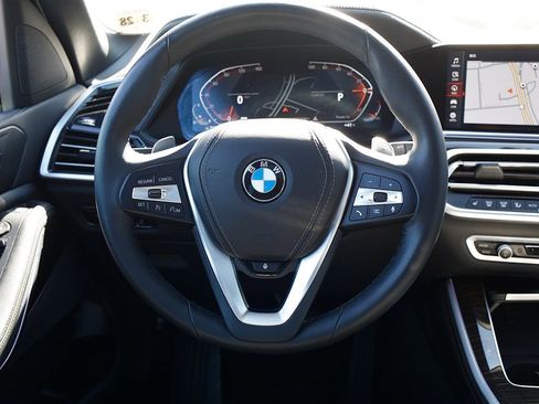 Used 2023 BMW X5 xDrive40i w/ Premium Package image 39