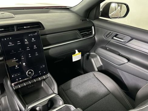 New 2026 GMC Terrain Elevation w/ Black Edition AWD/4WD image 36