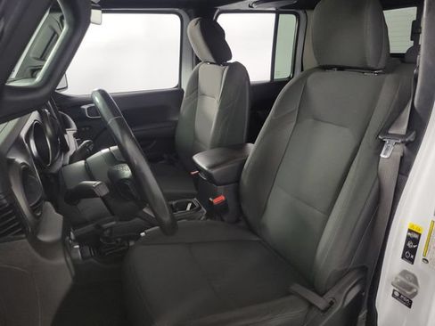 Used 2022 Jeep Gladiator Sport AWD/4WD image 14