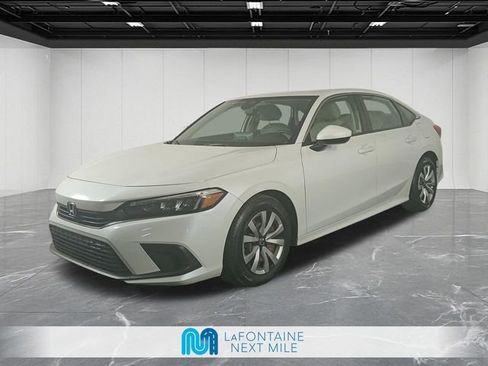 Used 2022 Honda Civic LX image 1