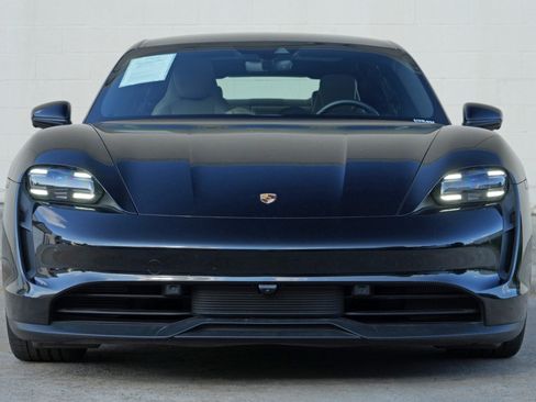 Used 2022 Porsche Taycan RWD image 7