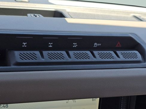 Used 2023 Ford Bronco Wildtrak AWD/4WD image 13