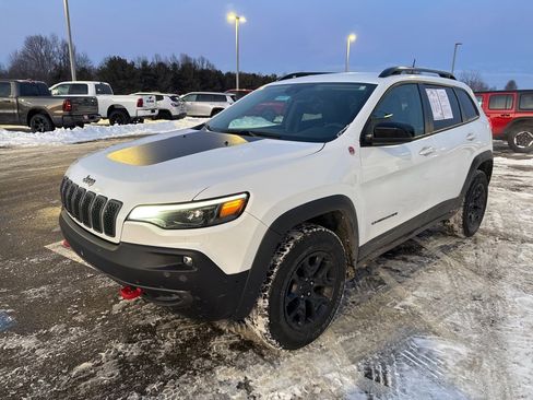 Used 2022 Jeep Cherokee Trailhawk w/ Comfort/Convenience Group image 4