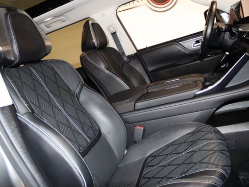 Used 2025 INFINITI QX80 Sensory AWD/4WD image 64