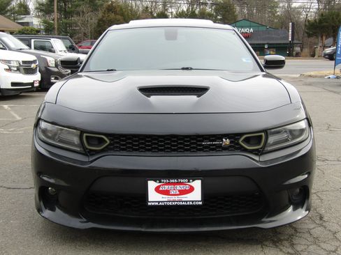Used 2019 Dodge Charger Scat Pack image 8
