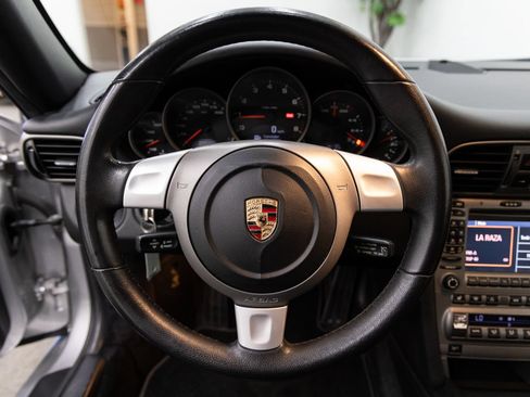 Used 2005 Porsche 911 Carrera RWD image 16