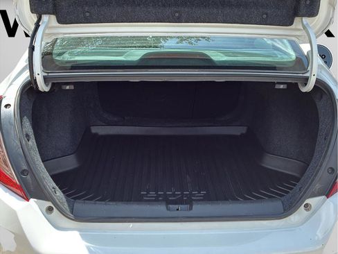 Used 2020 Honda Civic EX image 10